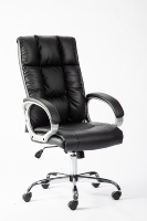 Chaise de bureau de direction en cuir à dossier haut au design traditionnel, caractéristiques ergonomiques, réglage en hauteur, accoudoirs fixes, acier inoxydable
