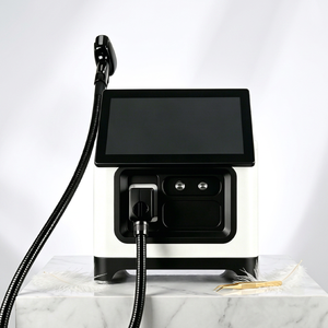 Appareil d'épilation au laser à diode portable 808 Nm, 3 ondes, équipement de beauté au laser 1064, épilation permanente avec épilation au laser - Product Image 1