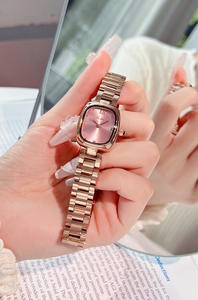 Reloj de lujo para mujer con correa delgada simple y elegante Reloj de cuarzo resistente al agua Reloj de pulsera de lujo de moda y ligero - Product Image 6