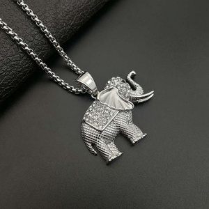 Collar de Elefante con Diamantes, Chapado en Oro de 18K, de Acero Inoxidable, Estilo Cristiano, Clásico, Unisex, para Aniversario, Venta al Por Mayor - Product Image 3