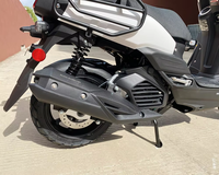 Skuter Bensin Sport HUANCHI 150cc Terbaru dengan ABS & Lampu LED Mesin 4-Tak Berpendingin Udara 10HP Kecepatan Maks >80km/jam