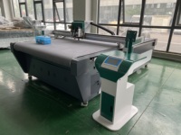 Máquina de Corte Oscilante para Materiales Compuestos, Fibra de Vidrio, Preimpregnados, Telas No Tejidas, Material para Señalización, Cortadora CNC, Plotter