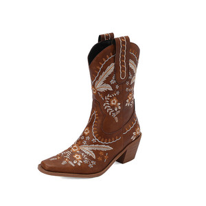 Bottes pour femmes 2023, bottes western à talons hauts brodées, bottes vintage mi-<span class=keywords><strong>mollet</strong></span>, bottes de cow-boy tendance, bout pointu, bottes classiques, chaussures tendance - Product Image 4