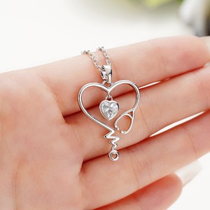 Collana con Ciondolo a Forma di Stetoscopio e Battito Cardiaco per Donne, Gioielli alla Moda - Product Image 3