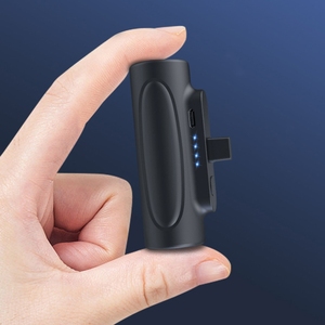 <span class=keywords><strong>ARUN</strong></span> P10/P20pro 10000mAh 10W Cargador Portátil de Carga Rápida Tipo-C de 2 Puertos con Cable, Batería de Li-Polímero - Product Image 2