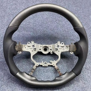 <span class=keywords><strong>Volant</strong></span> en fibre de carbone YTcarbon en gros pour ateliers de réparation et d'optimisation automobile pour Land Cruiser Prado - Product Image 2