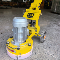 Machine de meulage de sol automatique à moteur Honda pour la restauration des surfaces en béton, le décapage des revêtements, noyau inclus