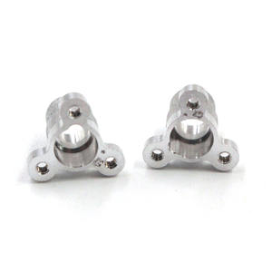 Многошлицевое крепление с фланцем на три отверстия, изготовленное на ЧПУ, нестандартное, с позиционированием по отверстиям, многозащитное, с креплением на несколько винтов - Product Image 3