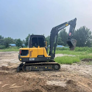 Excavadora de cadenas Volvo EC55D usada, miniexcavadora midi, modelo 2020, con certificación CE, motor y bomba, en venta para construcción - Product Image 3