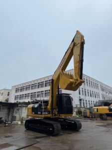 รถขุดตีนตะขาบ CAT 325D2L ขนาด 25 ตัน มือสอง สภาพดี พร้อมระบบไฮดรอลิกเดิมๆ สำหรับงานก่อสร้างและเหมืองแร่ - Product Image 2