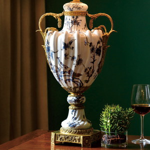 High Quality <strong>Ceramic</strong> <strong>Table</strong> <strong>Lamps</strong> Oriental Hotel Lightings Antique Retro High End Popular Desk Light for Living Room - Product Image 3