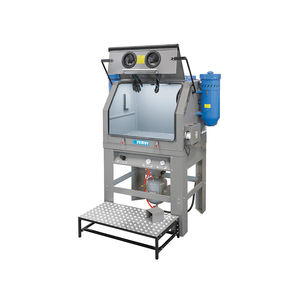 Sableuse à pression Fervi 0605 avec 2 aspirateurs 2x230V 1.2kW - Product Image 2