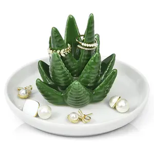 Soporte de almacenamiento de anillo de aloe de cerámica de gran oferta con soporte de anillo de cactus de plato blanco decorativo para joyería