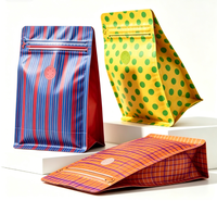 Sacs à café vides personnalisés imprimés en couleur avec logo et motif sur mesure, fond plat, fermeture éclair et valve de dégazage unidirectionnelle