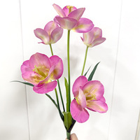 Tissu de soie AR-637 50CM 3 têtes fleur de tulipe fleurs de tulipes artificielles pour salon