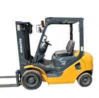 Chariot élévateur Komatsu de 3 tonnes, très demandé, hauteur de levage de 4,5 mètres, fabriqué au Japon, très durable.