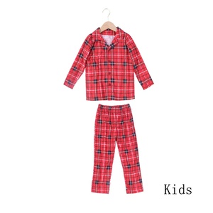 Conjunto de pijamas a juego de la familia de Navidad Ropa de dormir de vacaciones a cuadros rojos para adultos, niños y mascotas Ropa de descanso festiva de Navidad - Product Image 3