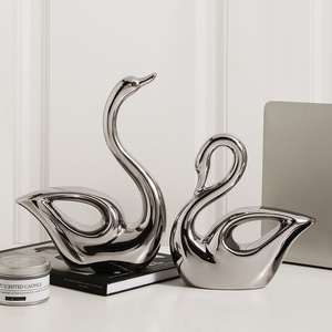 Современные простые керамические украшения в виде лебедей, легкий люкс для декора дома, подарок на годовщину для гостиной - Product Image 3