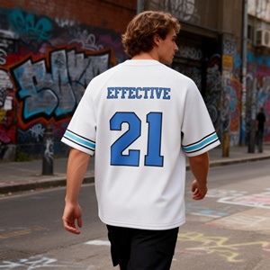 Gepersonaliseerde digitale print 100% polyester V-hals streetstyle fans T-shirt oversized fit fashion mesh voetbaltenue voor heren - Product Image 2