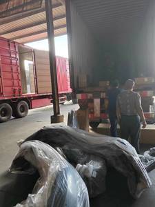 Offre Spéciale pièces automobiles peintes en noir filet central de calandre de voiture pour <span class=keywords><strong>Ford</strong></span> <span class=keywords><strong>Explorer</strong></span> <span class=keywords><strong>2020</strong></span> <span class=keywords><strong>ST</strong></span> USA - Product Image 3