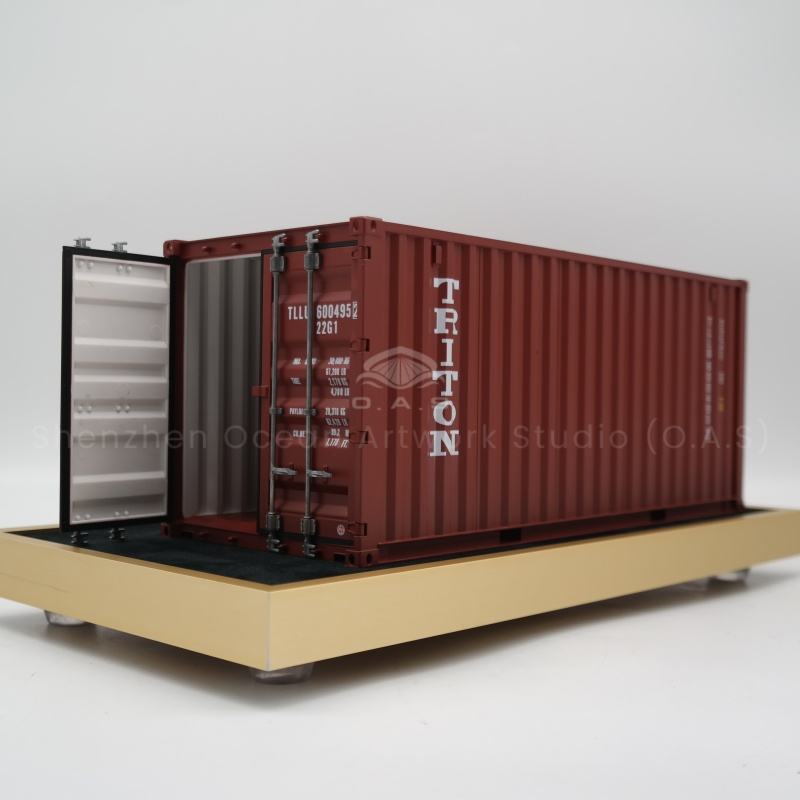 1:20 TRITON Container model