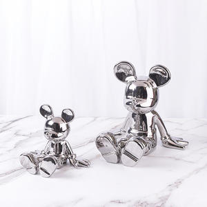 Modèle de poupée de dessin animé en résine de style nordique moderne de luxe léger <span class=keywords><strong>Mickey</strong></span> <span class=keywords><strong>Mouse</strong></span> Ornement écologique pour chambre de Noël - Product Image 4