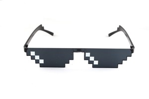 Gafas Pixel Thug Life con Obturador, Ideales para Fiestas, Promociones, Carnavales, Bares y Clubs, Gafas de Sol Negras con Mosaico - Product Image 4