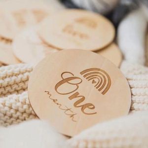 Disques de photos en bois sculptés arc-en-ciel pour nouveau-nés, accessoires de photographie pour bébés, cartes mensuelles en bois pour étapes importantes - Product Image 3