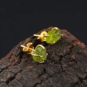 Pendientes de Cristal de Peridoto Natural, Piedra en Bruto de Forma Irregular, Engaste de Garra, Verde, Unisex, Uso Diario, Piedra de Nacimiento de Septiembre - Product Image 5