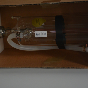 Máquina de Corte y Grabado Láser CO2 1610 de 150W para Acrílico y Goma, Compatible con Formatos DXF/DST, CNC, Ecológica - Product Image 2