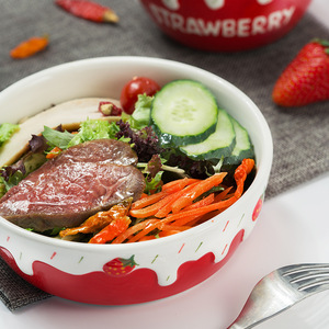 Tazones de cerámica para ensalada de fresas hechos a medida en varios colores, bonitos y modernos, perfectos para uso doméstico, con una amplia gama de diseños. - Product Image 1