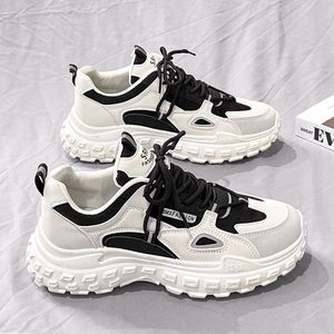 Chaussures de sport décontractées blanches respirantes pour hommes, style coréen, polyvalentes, à semelle épaisse, type « Dad Shoes », à lacets, en PU, tendance mode - Product Image 2