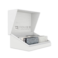 Échantillons de pierre de quartz de marbre moderne, assortis d'un coffret en carreaux de verre et d'un présentoir