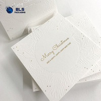 Cartes de vœux en carton personnalisées, écologiques et luxueuses, avec impression offset et découpe.