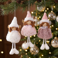 Vente en gros usine – Pendentif de Noël ange en peluche blanc, rose et rouge avec chapeau pointu – Décorations de Noël tendance et luxueuses