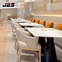 Ensemble de meubles de restaurant de luxe J2S, ensemble de table et de chaises de restaurant en bois moderne pour hôtel, solutions de design commercial