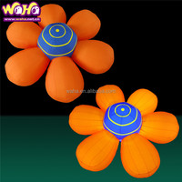 Fleurs géantes gonflables à LED avec capteur mécanique automatique d'ouverture/fermeture, couleur et taille personnalisables, en matériau Oxford/PVC