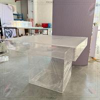Beliebte quadratische klare Hochzeits torte Tisch mit Acryl basis Kuchen tische für Event Ding Stühle