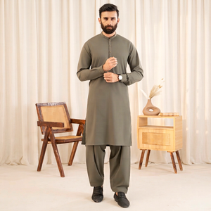 Kurta de Algodón Gris Claro para Hombre, Largo hasta el Tobillo, Estilo Tradicional Informal, Corte Regular, Sin Arrugas, Estilo India Pakistán - Product Image 1