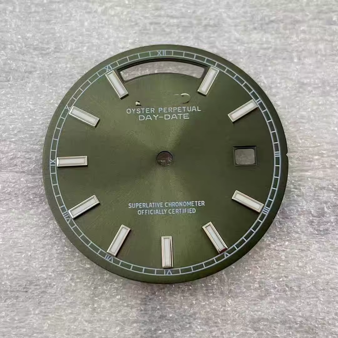 สีเขียว