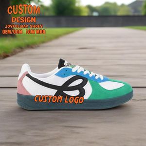 2025 Nieuwe Hot Sale Custom Mannen En Vrouwen Rode Walking Basketbal Schoenen Custom Stijl Casual Sport Oem Schoenen Custom <span class=keywords><strong>Logo</strong></span> - Product Image 2