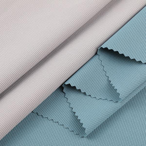 库存干贴合吸湿速干骑行针织面料75D/72F 100% 涤纶针织芯吸透气孔眼鸟眼 - Product Image 3