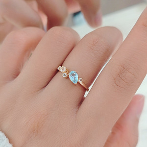 À la mode ciel miroir Simple mode rond blanc cristal Rose Quartz goutte <span class=keywords><strong>d</strong></span>'eau bleu ciel topaze <span class=keywords><strong>bague</strong></span> de <span class=keywords><strong>mariage</strong></span> bijoux fins - Product Image 6