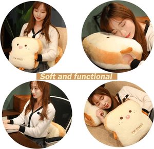 Coussin en peluche Goylmc en forme de pain grillé, design « I'M TOAST », 15,7x13,7 po, coussin rembourré – Excellent cadeau pour enfants et adultes - Product Image 3