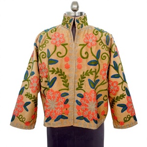 Chaqueta de Algodón Indio con Bordado, Gruesa, Transpirable y Ecológica para Exteriores, Estilo Boho Chic para Mujer, Manga Larga, Corte Regular - Product Image 1