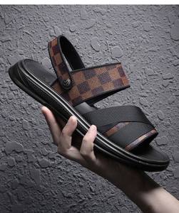 Sandales d'été pour hommes, légères, amortissantes, antidérapantes, respirantes, à double usage, souples – Vente en gros du fabricant, nouvelle collection - Product Image 6