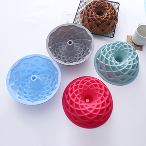 Ensemble de moules à gâteau en silicone, 8 pièces, ronds, multicolores, pour la cuisson au four, compatibles micro-ondes - Product Image 3