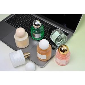 Hoge Kwaliteit Hedione (Cas 2439-10-3) 99% Zuiverheid | Verse Bloemige Geur Ingrediënt Voor Parfums Hedione - Product Image 3