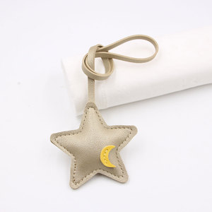 Portachiavi con Moschettone e Cordino Lungo in Pelle PU con Stampa UV, Serie Buonanotte, Accessori Fai-da-te con Ciondolo Stella e Luna - Product Image 4
