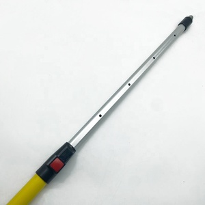 Perche télescopique d'extension <span class=keywords><strong>de</strong></span> <span class=keywords><strong>rouleau</strong></span> <span class=keywords><strong>de</strong></span> peinture en aluminium <span class=keywords><strong>de</strong></span> <span class=keywords><strong>fibre</strong></span> <span class=keywords><strong>de</strong></span> <span class=keywords><strong>verre</strong></span> avec verrouillage <span class=keywords><strong>de</strong></span> bouton-poussoir - Product Image 1